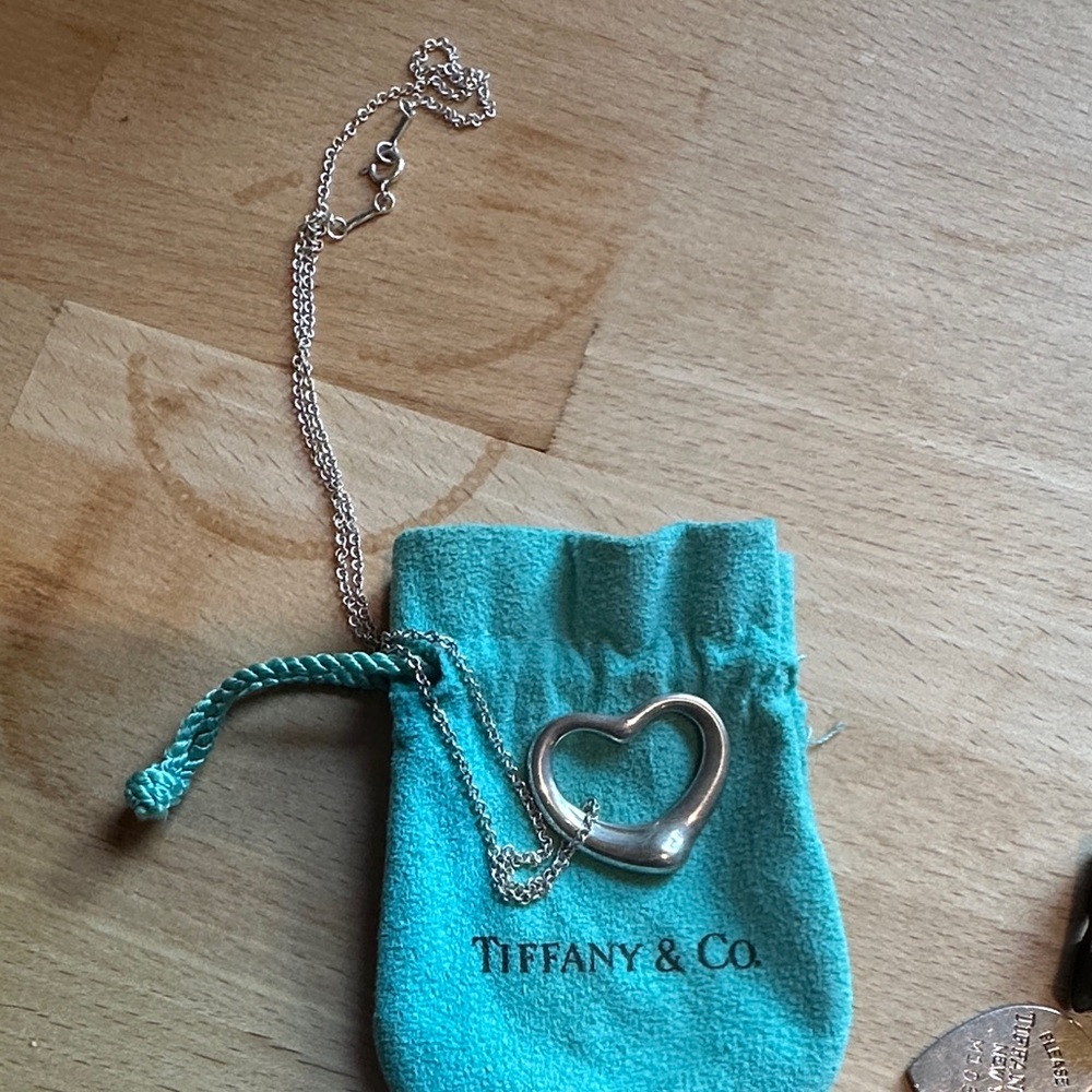 Elsa Peretti Tiffany & Co. Silver Heart Pendant with Blue Pouch